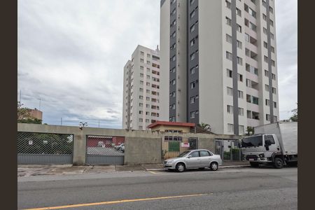 Apartamento à venda com 55m², 2 quartos e 1 vaga Apartamento à venda com 55m², 2 quartos e 1 vagaFachada