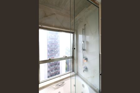 Apartamento para alugar com 68m², 2 quartos e 2 vagasBanheira da Suíte