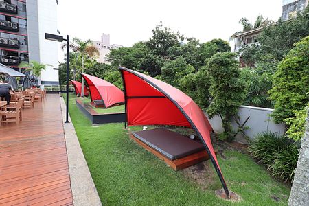 Apartamento para alugar com 68m², 2 quartos e 2 vagasÁrea comum - Piscina