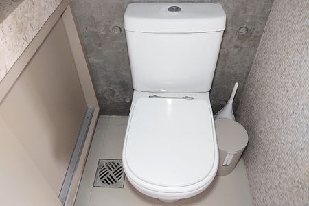 Apartamento para alugar com 68m², 2 quartos e 2 vagas Apartamento para alugar com 68m², 2 quartos e 2 vagasBanheiro do Corredor