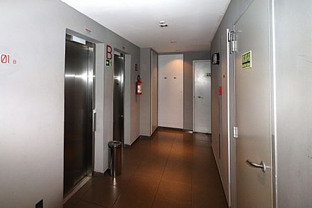 Apartamento para alugar com 68m², 2 quartos e 2 vagasÁrea comum - Elevadores