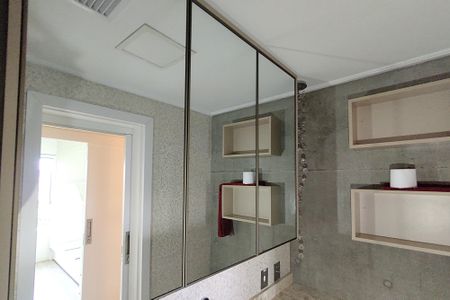 Apartamento para alugar com 68m², 2 quartos e 2 vagas Apartamento para alugar com 68m², 2 quartos e 2 vagasBanheiro do Corredor