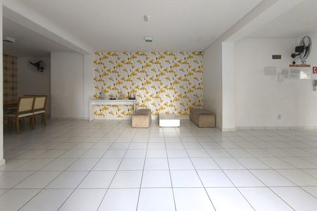 Apartamento à venda com 50m², 2 quartos e 1 vaga Apartamento à venda com 50m², 2 quartos e 1 vagaÁrea comum - Salão de festas