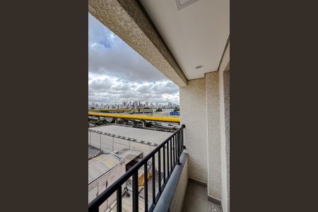 Studio para alugar com 24m², 1 quarto e sem vaga Studio para alugar com 24m², 1 quarto e sem vagaVaranda Studio