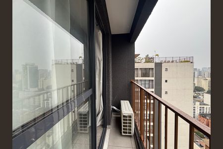 Studio para alugar com 26m², 1 quarto e sem vaga Studio para alugar com 26m², 1 quarto e sem vagaVaranda