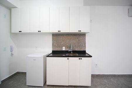 Studio para alugar com 26m², 1 quarto e sem vaga Studio para alugar com 26m², 1 quarto e sem vagaCozinha