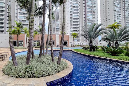 Apartamento para alugar com 62m², 2 quartos e 2 vagasÁrea comum - Piscina