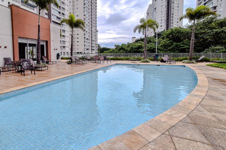 Apartamento para alugar com 62m², 2 quartos e 2 vagasÁrea comum - Piscina