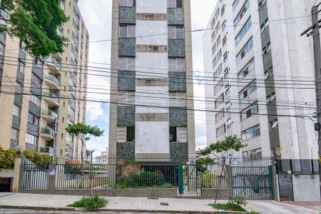 Apartamento para alugar com 150m², 2 quartos e 2 vagasFachada