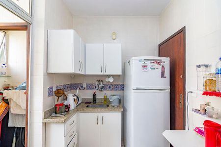 Apartamento para alugar com 150m², 2 quartos e 2 vagasCozinha