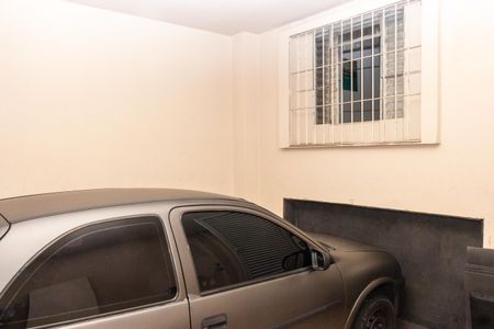 Casa para alugar com 40m², 1 quarto e 1 vaga Casa para alugar com 40m², 1 quarto e 1 vagaGaragem
