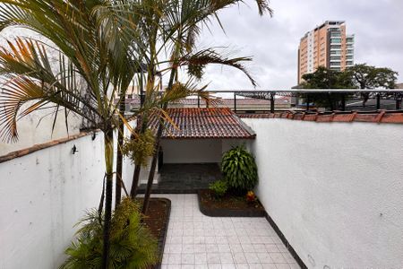 Casa à venda com 250m², 4 quartos e 5 vagas Casa à venda com 250m², 4 quartos e 5 vagasVista da Varanda da Suíte 1