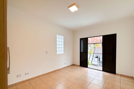 Casa à venda com 250m², 4 quartos e 5 vagas Casa à venda com 250m², 4 quartos e 5 vagasSuíte 1