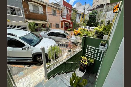 Casa de Condomínio à venda com 3 quartos, 120m² em Cambuci, São Paulo