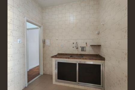 Apartamento à venda com 68m², 2 quartos e sem vagaCozinha