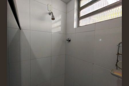 Apartamento à venda com 68m², 2 quartos e sem vagaBanheiro Corredor