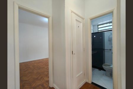 Apartamento à venda com 68m², 2 quartos e sem vagaCorredor