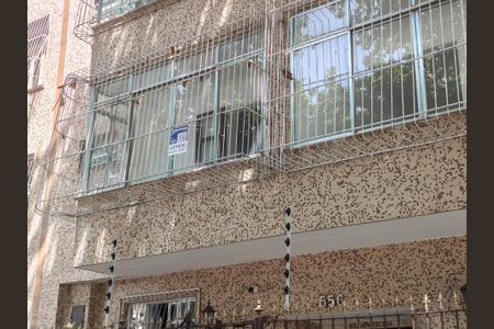 Apartamento à venda com 68m², 2 quartos e sem vagaFachada e portaria