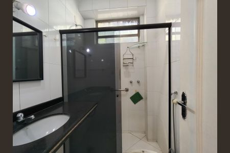 Apartamento à venda com 68m², 2 quartos e sem vagaBanheiro Corredor