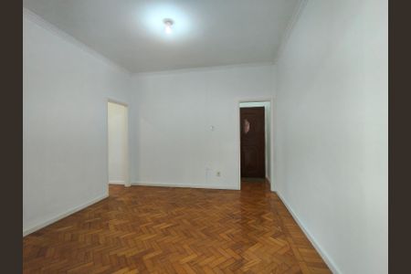 Apartamento à venda com 68m², 2 quartos e sem vagaSala