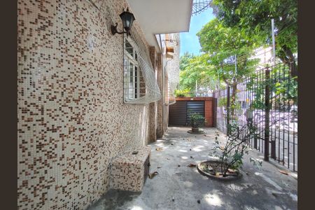 Apartamento à venda com 68m², 2 quartos e sem vagaFachada e portaria