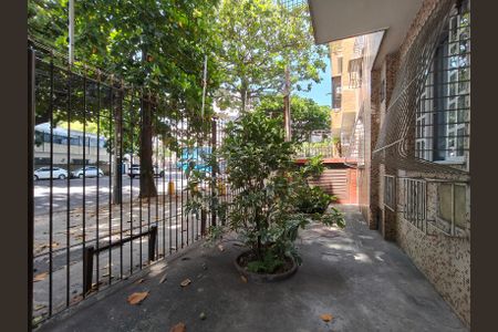 Apartamento à venda com 68m², 2 quartos e sem vagaFachada e portaria