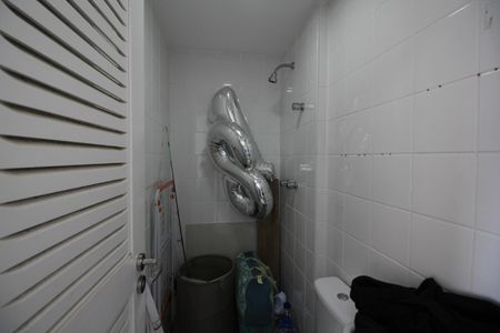 Apartamento à venda com 166m², 4 quartos e 3 vagasBanheiro de Serviço