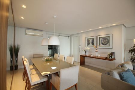 Apartamento à venda com 166m², 4 quartos e 3 vagasSala