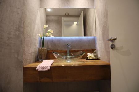 Apartamento à venda com 166m², 4 quartos e 3 vagasLavabo