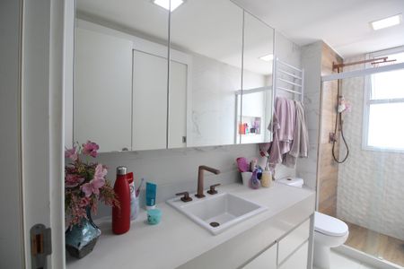 Apartamento à venda com 166m², 4 quartos e 3 vagasBanheiro Social