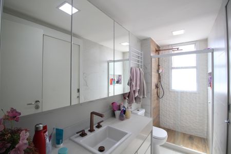 Apartamento à venda com 166m², 4 quartos e 3 vagasBanheiro Social