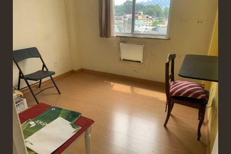 Apartamento à venda com 80m², 2 quartos e 1 vaga