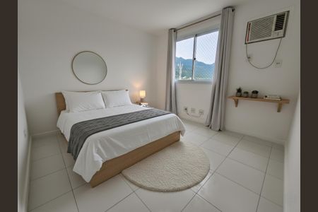 Apartamento à venda com 2 quartos, 79m² em Vargem Pequena, Rio de Janeiro