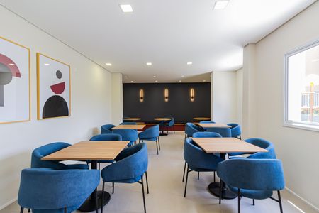 Apartamento para alugar com 40m², 2 quartos e sem vagaÁrea comum - Salão de festas