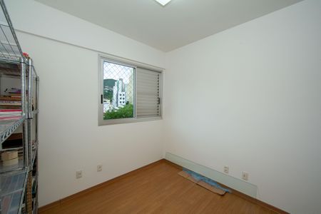 Apartamento à venda com 107m², 4 quartos e 2 vagas Apartamento à venda com 107m², 4 quartos e 2 vagasQUARTO3