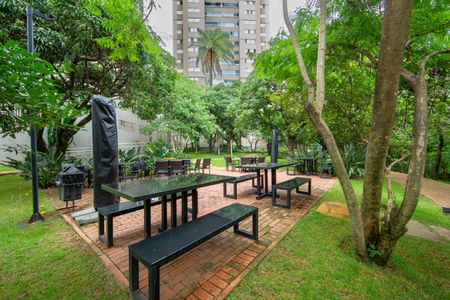 Apartamento à venda com 107m², 4 quartos e 2 vagas Apartamento à venda com 107m², 4 quartos e 2 vagasBOSQUE