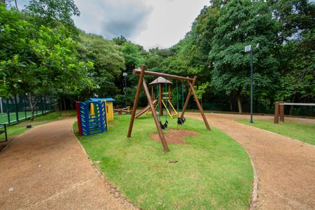 Apartamento à venda com 107m², 4 quartos e 2 vagas Apartamento à venda com 107m², 4 quartos e 2 vagasPLAYGROUND