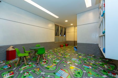 Apartamento à venda com 107m², 4 quartos e 2 vagas Apartamento à venda com 107m², 4 quartos e 2 vagasBRINQUEDOTECA