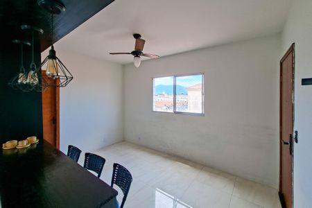 Apartamento para alugar com 85m², 2 quartos e 1 vagaSala