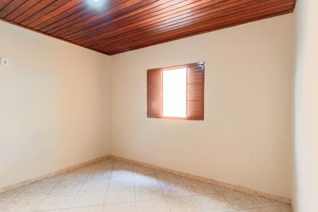 Quarto 1 de casa para alugar com 2 quartos, 60m² em Jardim São Luís, São Paulo