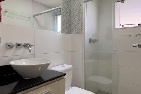Banheiro de apartamento para alugar com 1 quarto, 39m² em Vila Augusta, Guarulhos