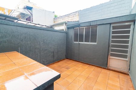 Casa à venda com 91m², 2 quartos e 1 vagaQuintal