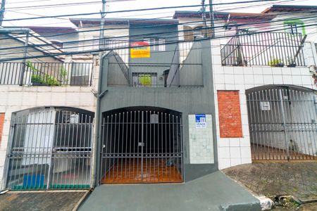 Casa à venda com 91m², 2 quartos e 1 vagaFachada