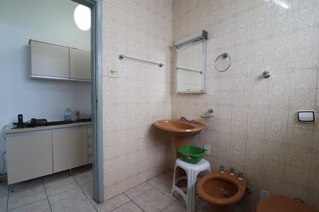 Casa para alugar com 150m², 2 quartos e 2 vagasBanheiro