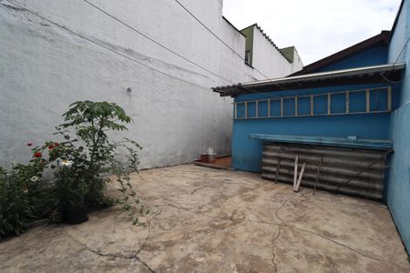 Casa para alugar com 150m², 2 quartos e 2 vagasQuintal