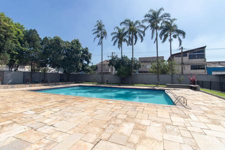 Apartamento para alugar com 70m², 3 quartos e 1 vagaÁrea comum - Piscina