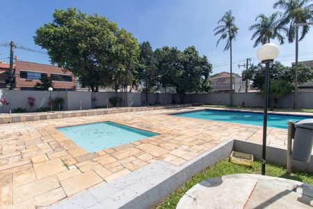 Apartamento para alugar com 70m², 3 quartos e 1 vagaÁrea comum - Piscina