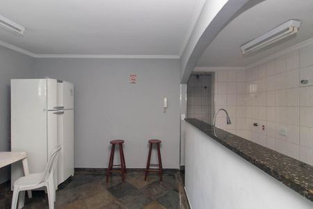 Apartamento para alugar com 70m², 3 quartos e 1 vagaÁrea comum - Salão de festas 2