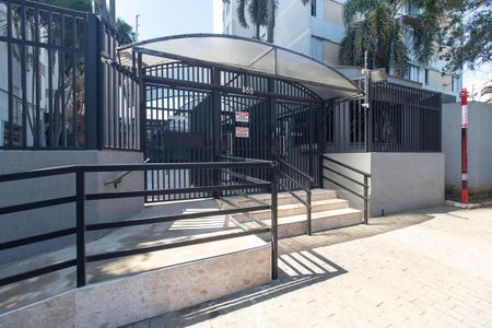 Apartamento para alugar com 70m², 3 quartos e 1 vagaFachada