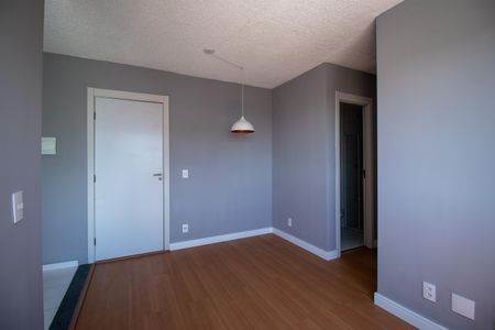 Sala de apartamento à venda com 2 quartos, 43m² em Bonsucesso, Rio de Janeiro